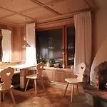Gaestehaus Mathies Pensión Mittelberg