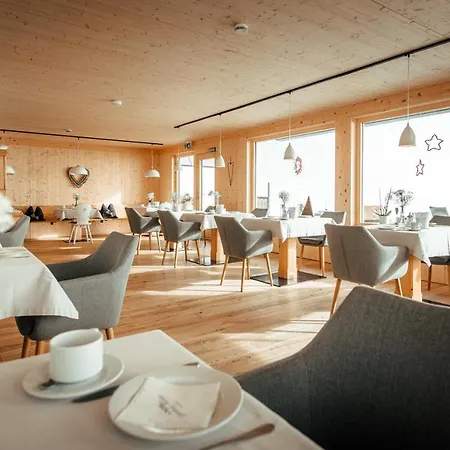 Gaestehaus Mathies Gasthuis Mittelberg