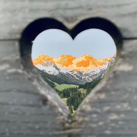 Gaestehaus Mathies Mittelberg