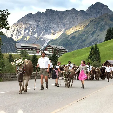 Pensjonat Gaestehaus Mathies Mittelberg
