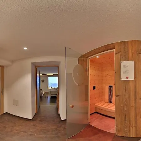 Pensjonat Gaestehaus Mathies 3*